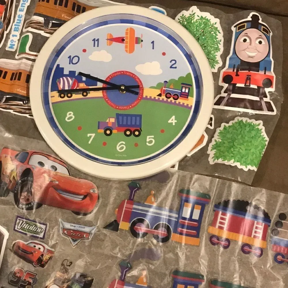 🔹Clock & Decals Vehicle Decor Set